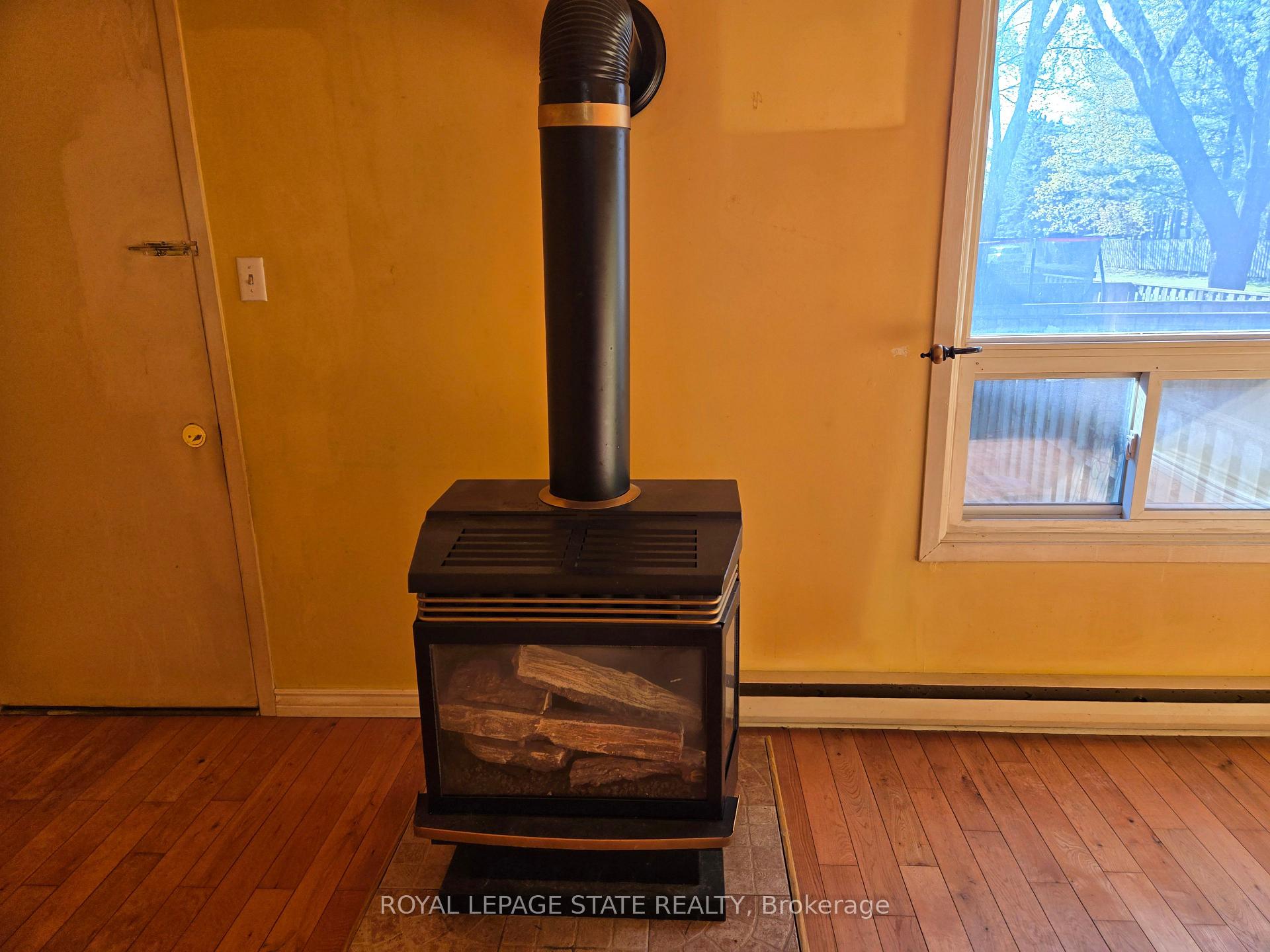 Photo 6 of Unit 2, 95 Fonthill Road, Hamilton, Fessenden — HOMEH