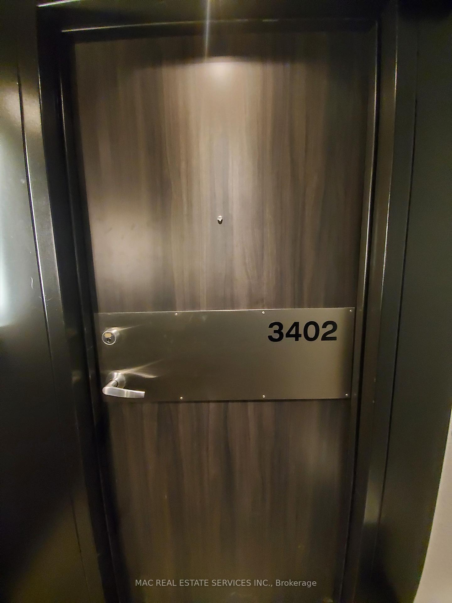 Front of Unit 3402, 210 Victoria Street