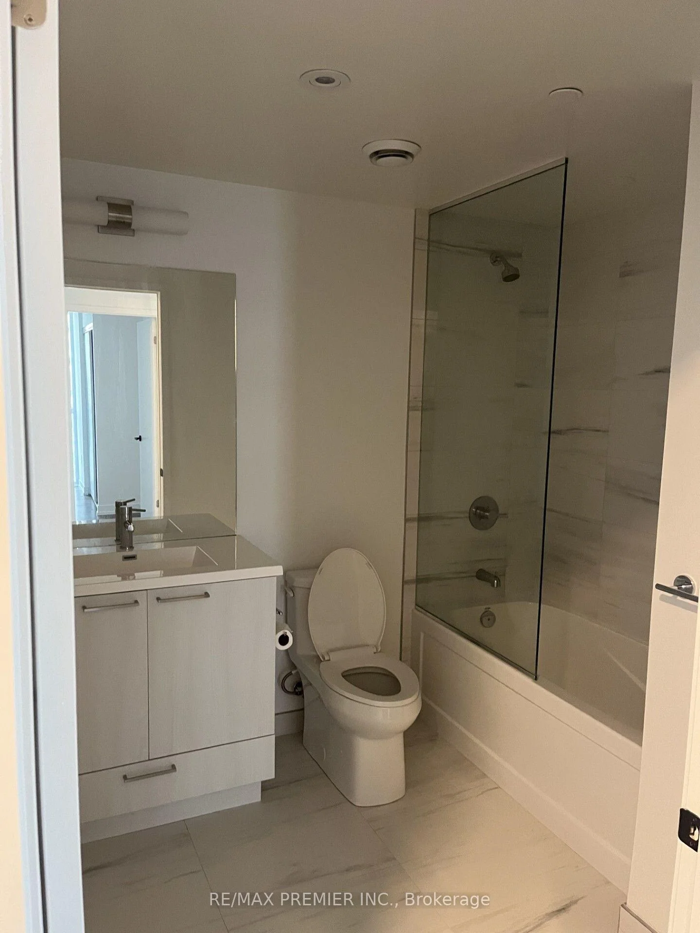 Photo 10 of Unit 1912, 225 Commerce Street, Vaughan, Vaughan Corporate Centre — HOMEH