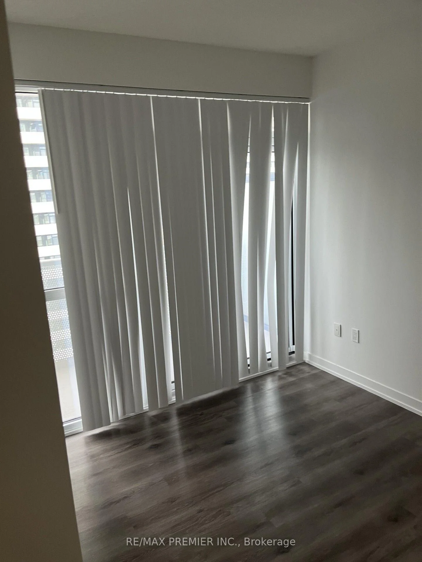 Photo 11 of Unit 1912, 225 Commerce Street, Vaughan, Vaughan Corporate Centre — HOMEH