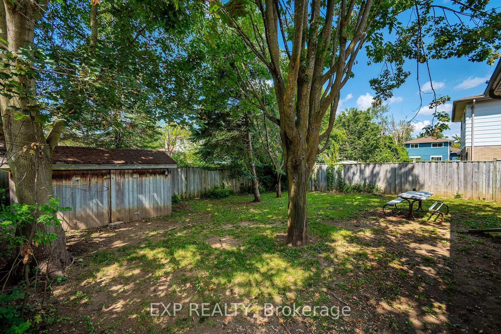 Photo 25 of 260 Cook Street, Barrie, Grove East — HOMEH