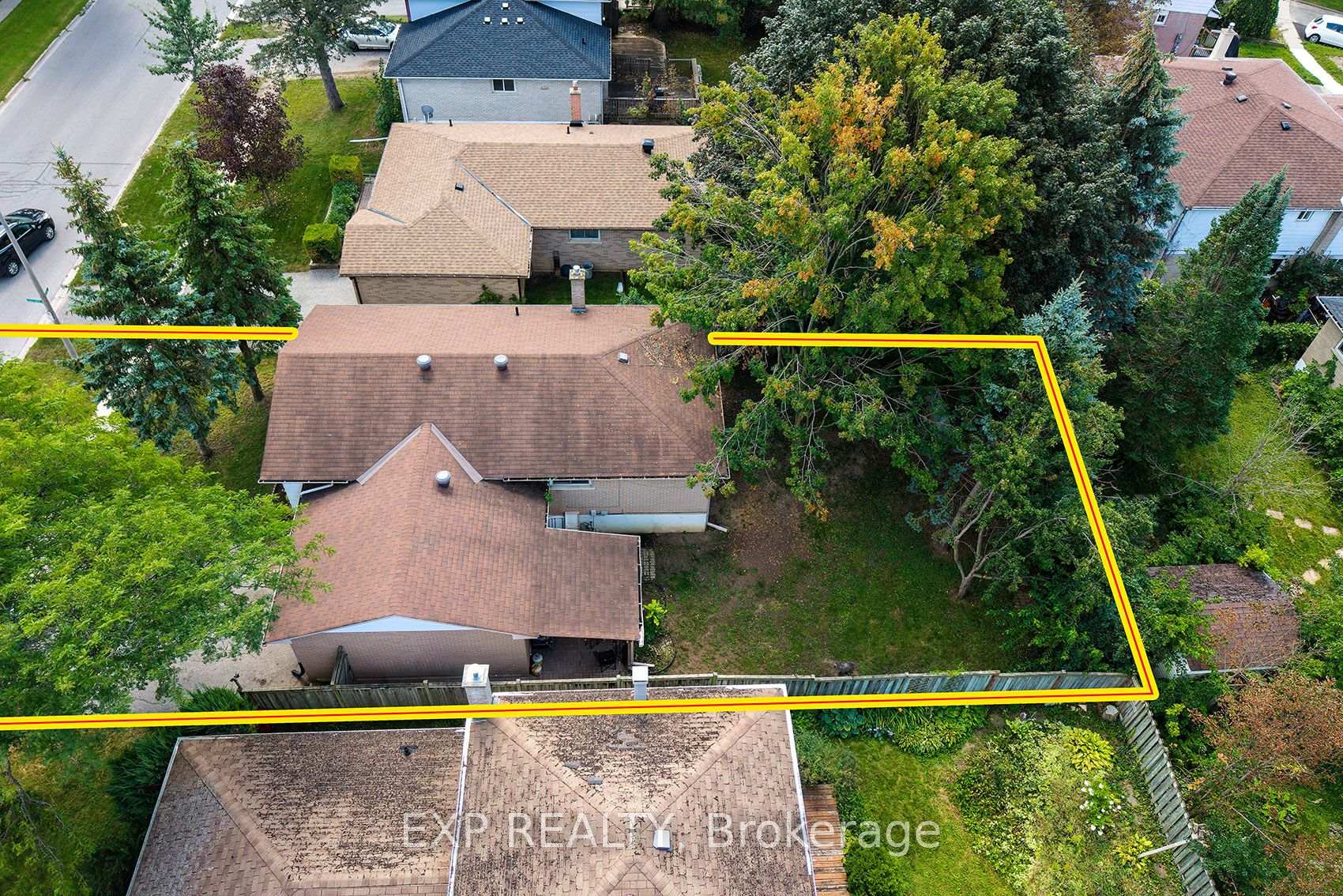 Photo 28 of 260 Cook Street, Barrie, Grove East — HOMEH