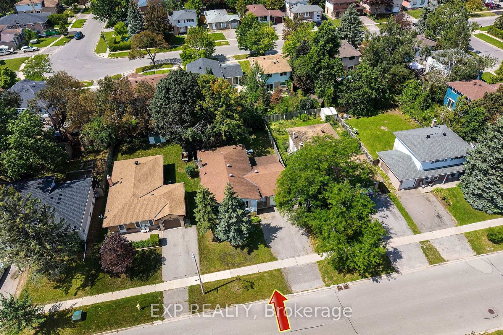 Photo 33 of 260 Cook Street, Barrie, Grove East — HOMEH