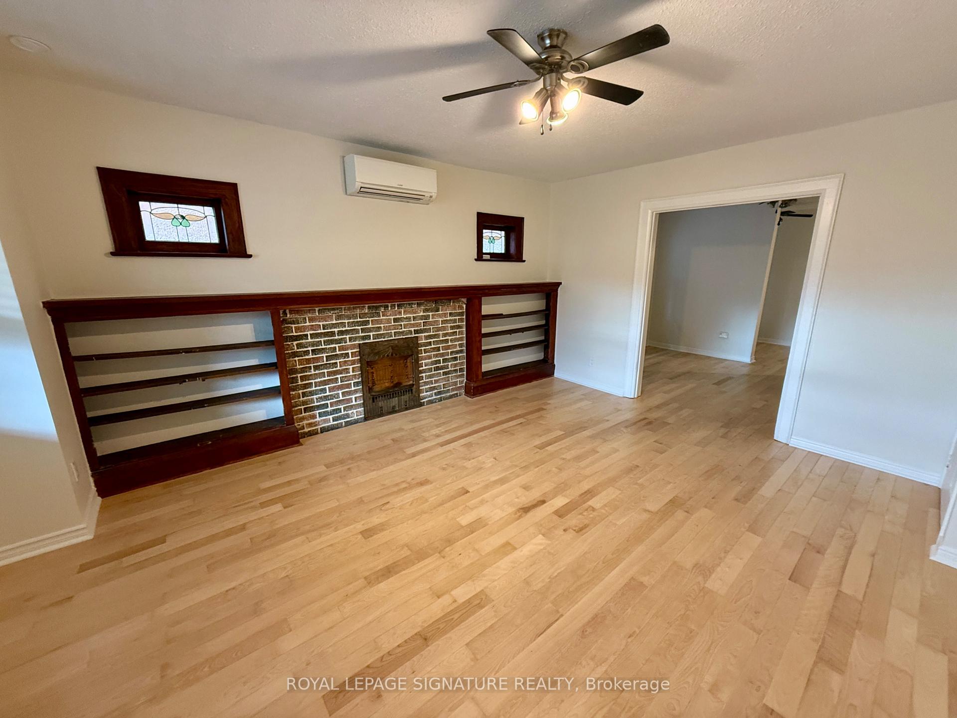Photo 2 of Unit Main Floor, 60 Glen Manor Drive, Toronto, The Beaches — HOMEH