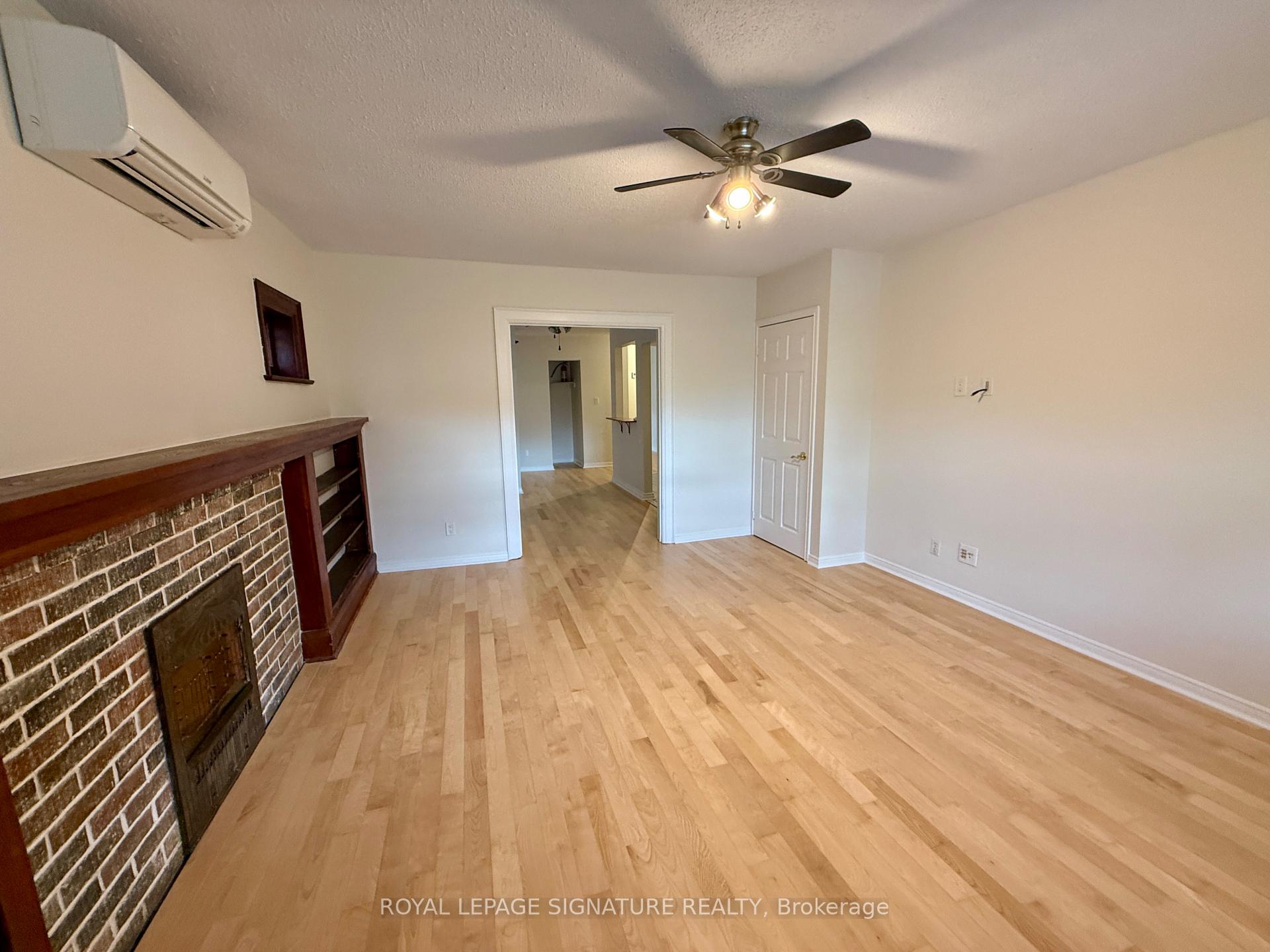 Photo 3 of Unit Main Floor, 60 Glen Manor Drive, Toronto, The Beaches — HOMEH