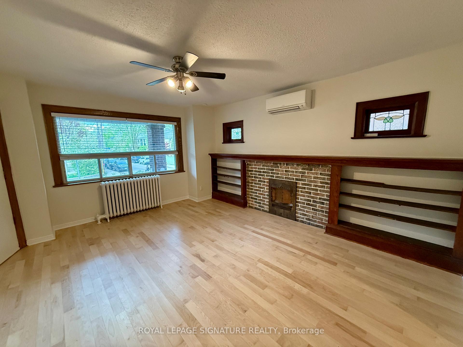 Photo 6 of Unit Main Floor, 60 Glen Manor Drive, Toronto, The Beaches — HOMEH