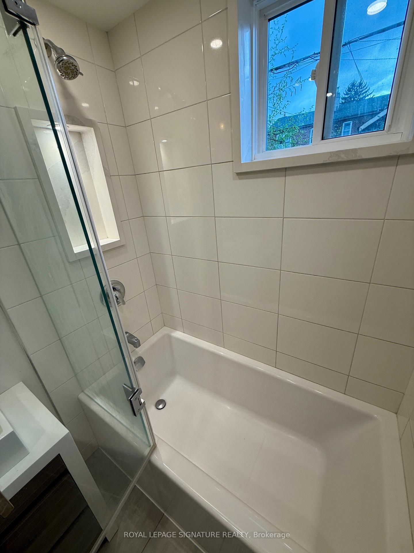 Photo 20 of Unit Main Floor, 60 Glen Manor Drive, Toronto, The Beaches — HOMEH