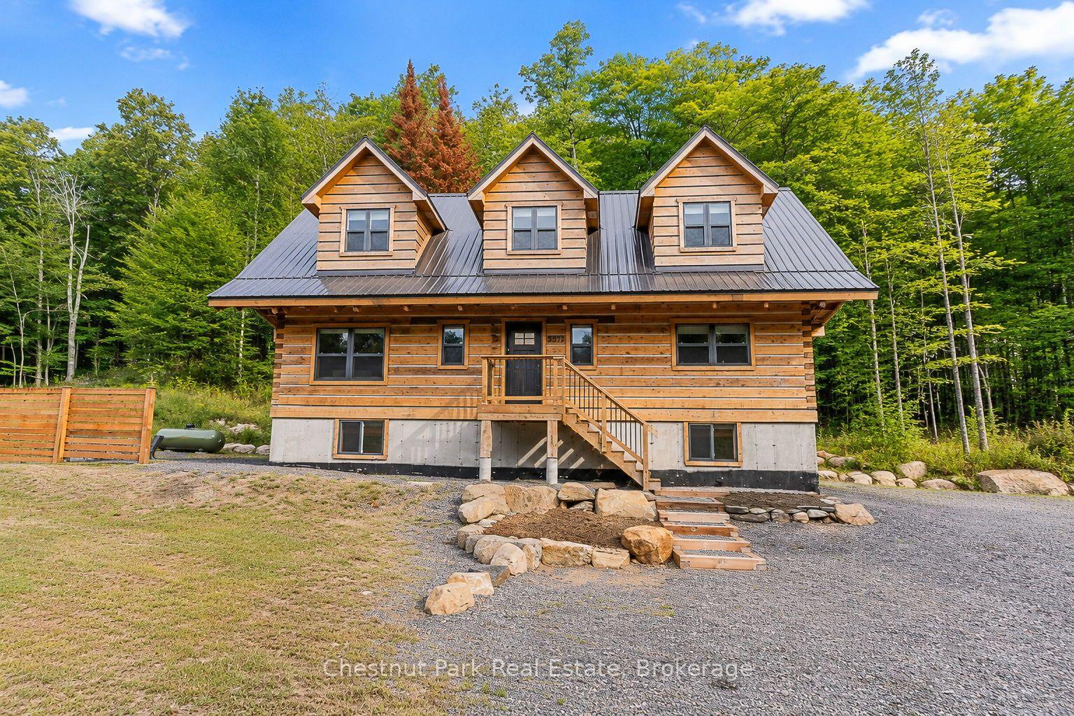 Photo of 2517 North Shore Road