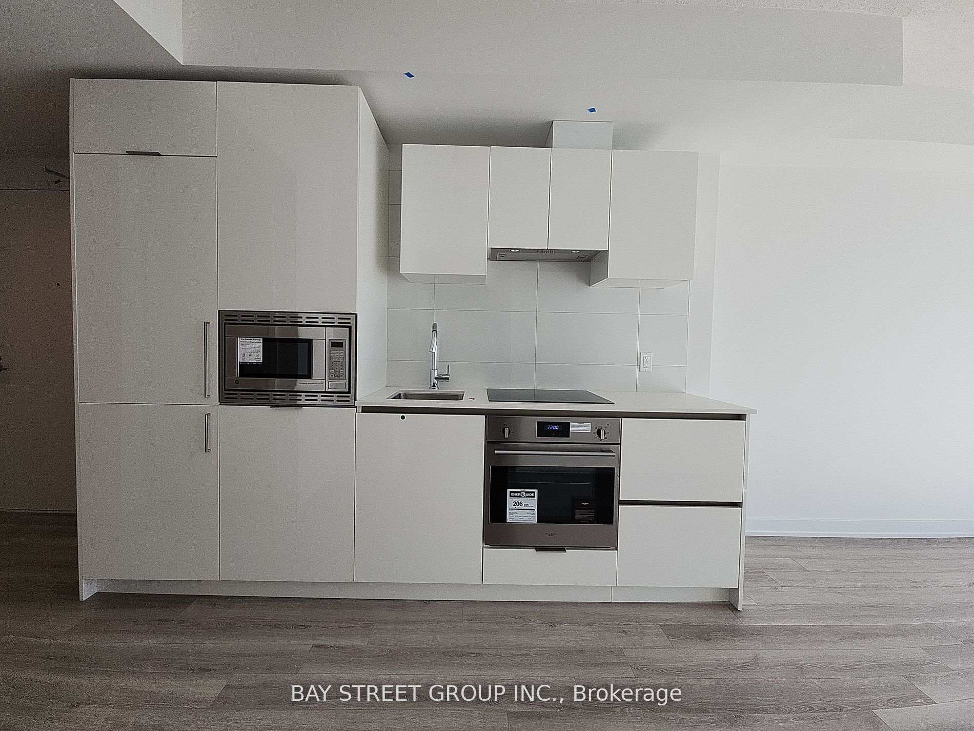 Photo 6 of Unit 1915, 230 Simcoe Street, Toronto, Kensington-Chinatown — HOMEH