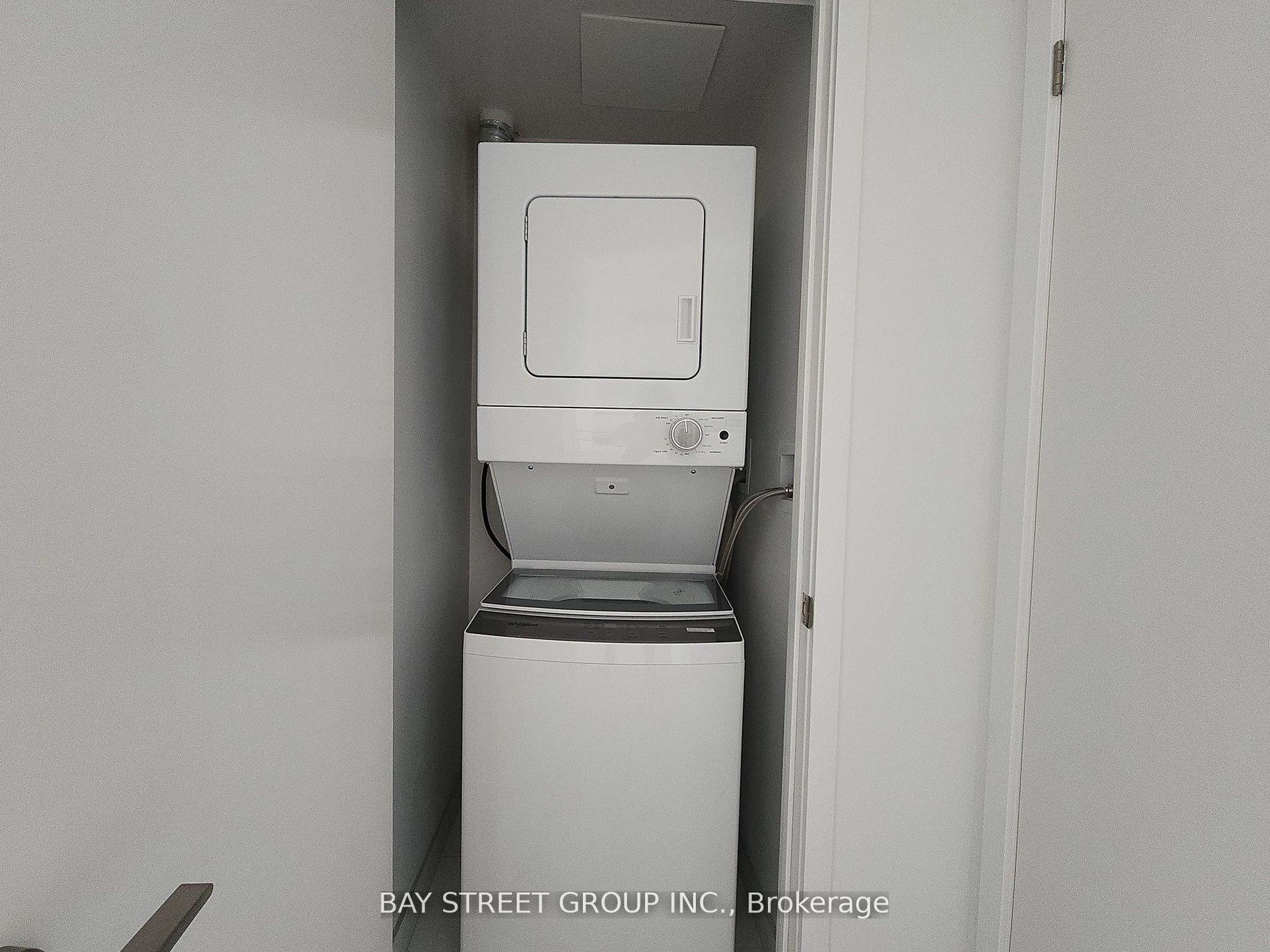 Photo 14 of Unit 1915, 230 Simcoe Street, Toronto, Kensington-Chinatown — HOMEH