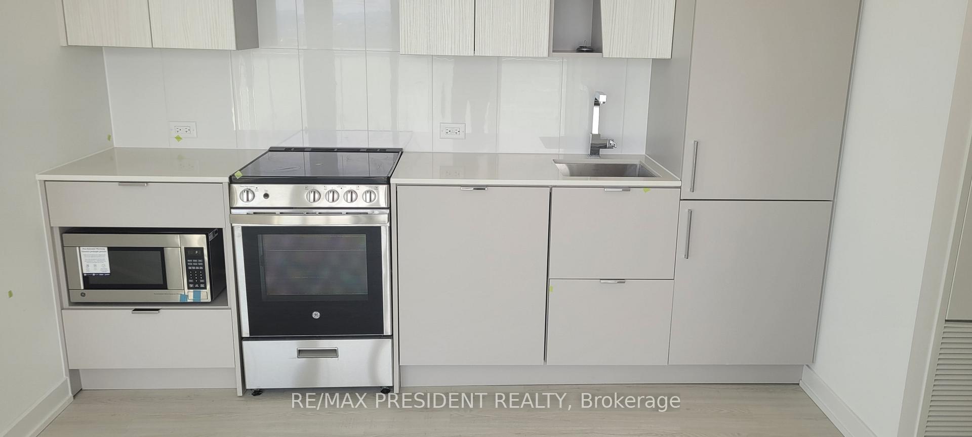 Photo 3 of Unit 5310, 3883 Quartz Road E, Mississauga, City Centre — HOMEH