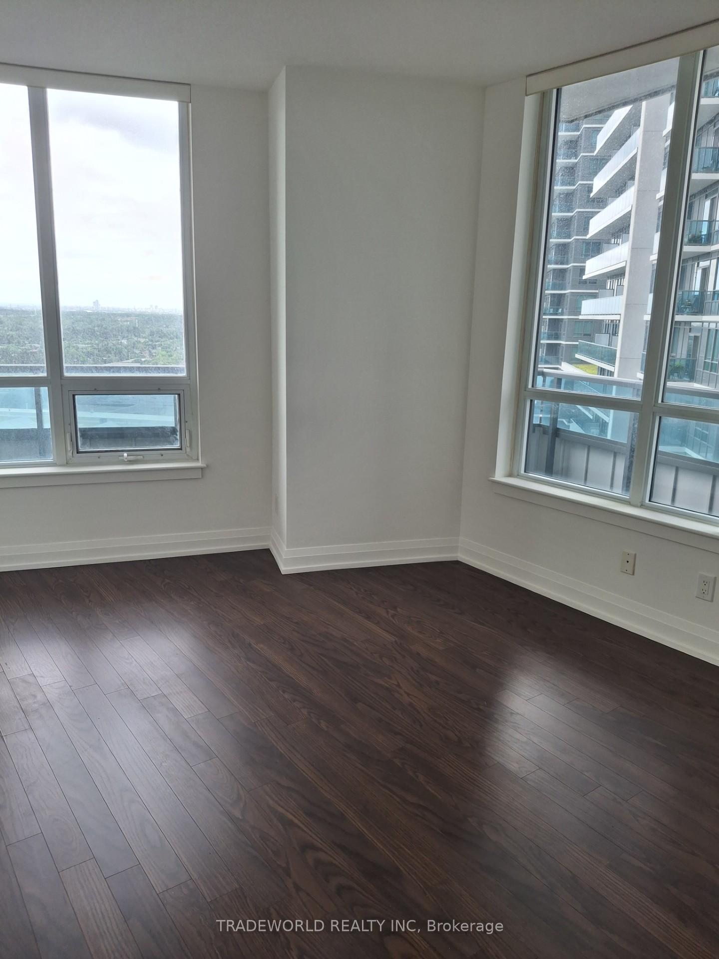 Photo 10 of Unit #901, 7171 Yonge Street, Markham, Thornhill — HOMEH