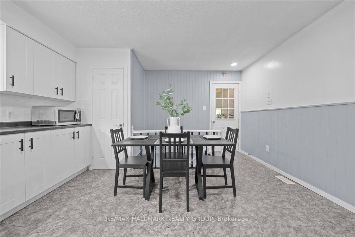 Photo 10 of 5881 Piperville Road, Ottawa, Carlsbad Springs — HOMEH