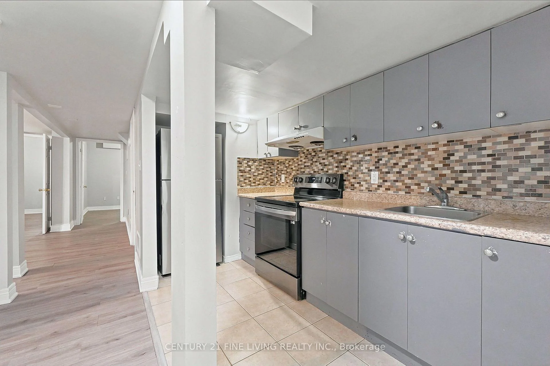 Photo 25 of 92 Gulfbrook Circle, Brampton, Sandringham-Wellington — HOMEH