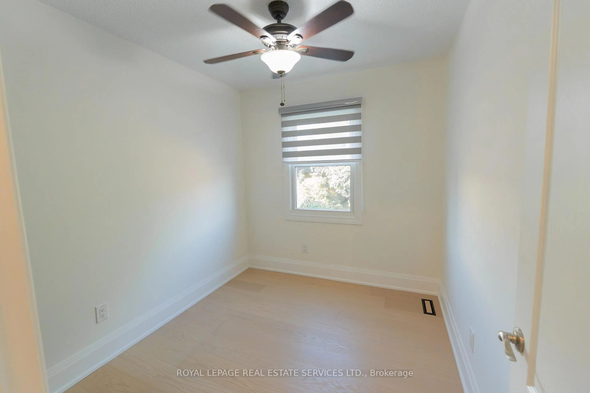 Photo 27 of 30 Heslop Road, Milton, Bronte Meadows — HOMEH