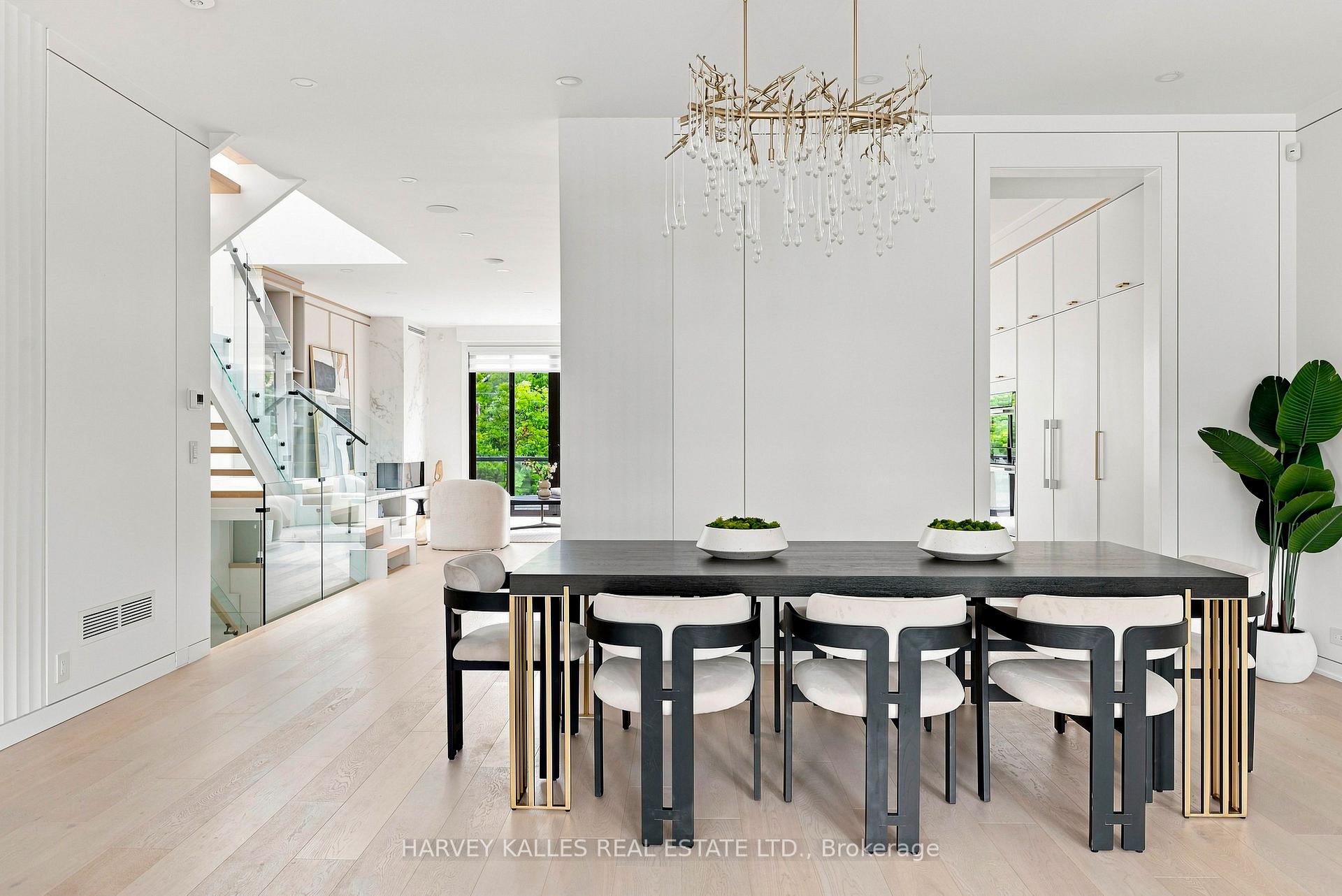 Photo 7 of 176 Briar Hill Avenue, Toronto, Lawrence Park South — HOMEH
