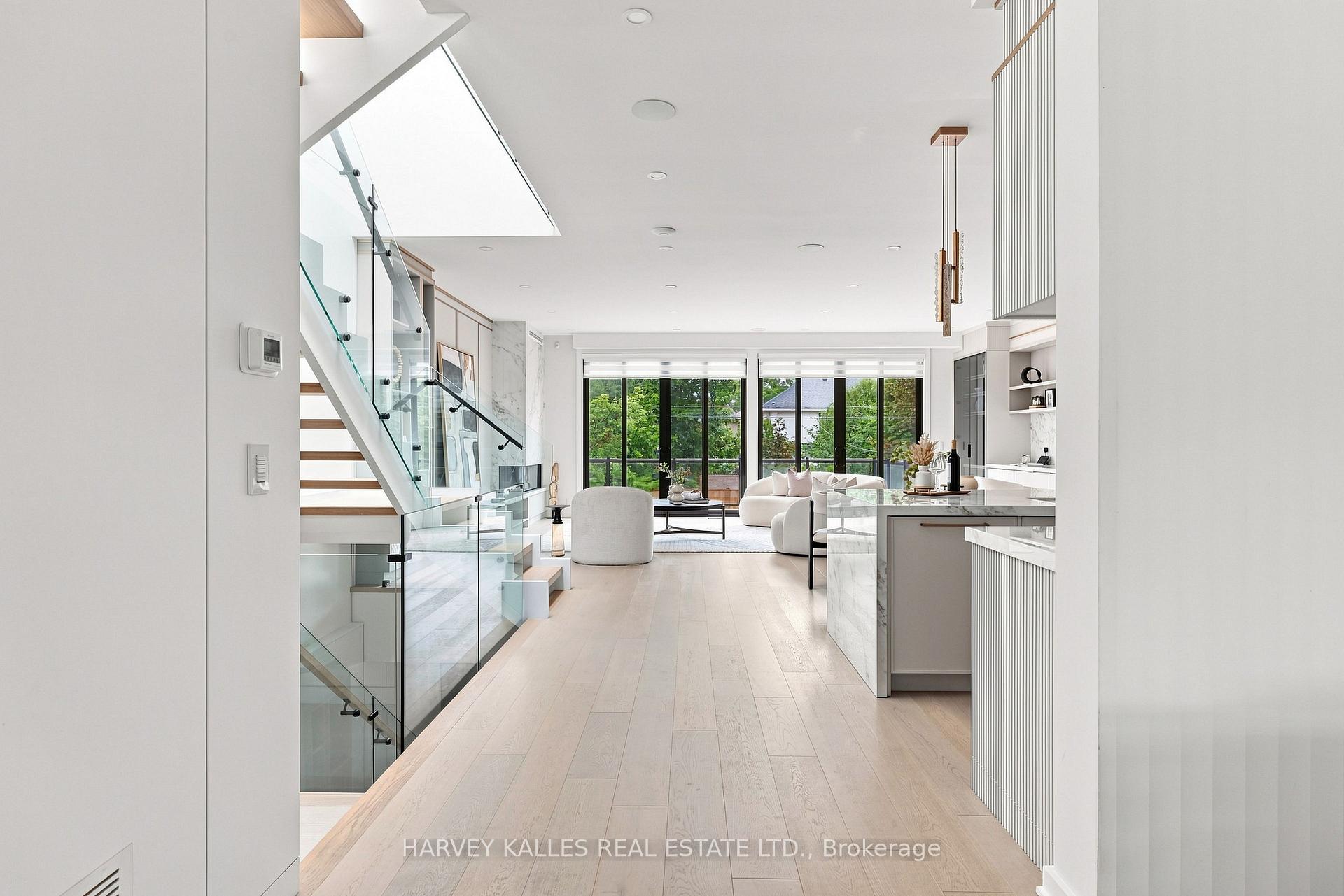 Photo 9 of 176 Briar Hill Avenue, Toronto, Lawrence Park South — HOMEH