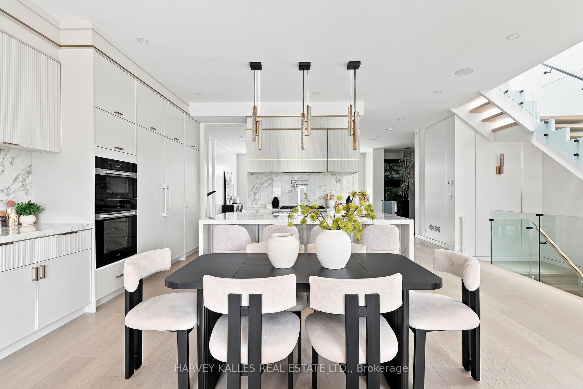 Photo 17 of 176 Briar Hill Avenue, Toronto, Lawrence Park South — HOMEH