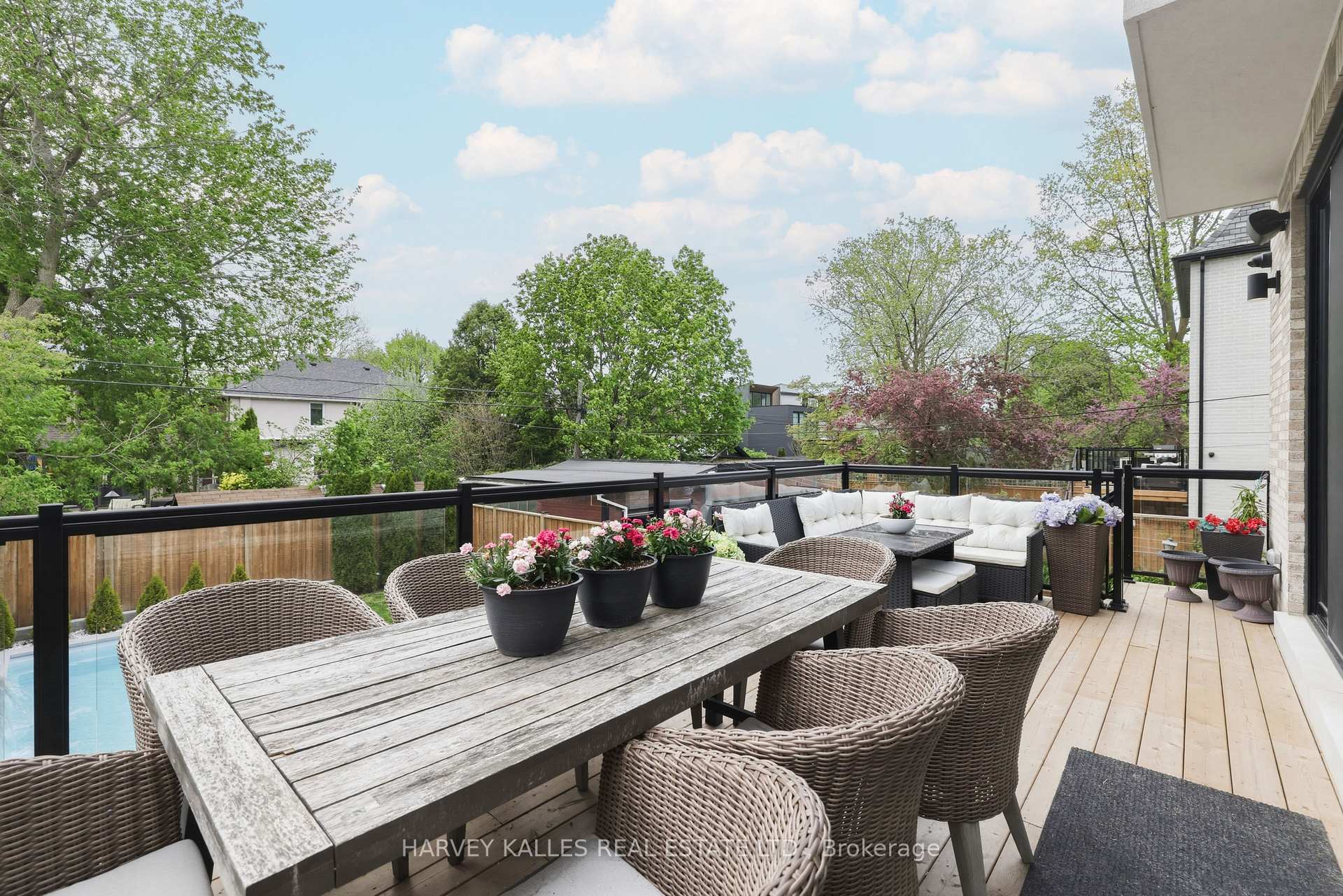 Photo 24 of 176 Briar Hill Avenue, Toronto, Lawrence Park South — HOMEH