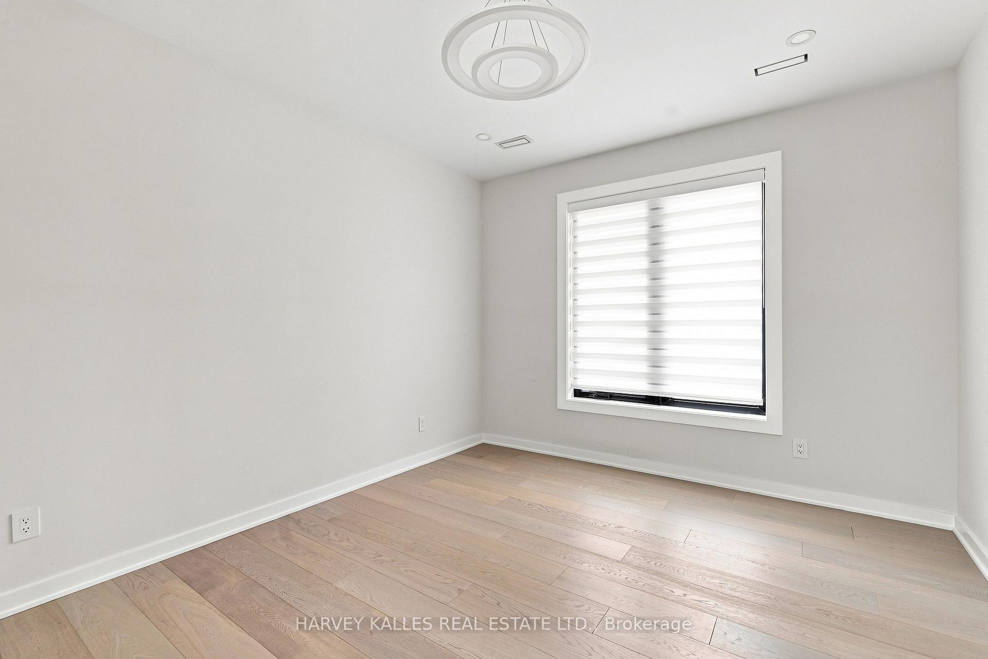 Photo 32 of 176 Briar Hill Avenue, Toronto, Lawrence Park South — HOMEH