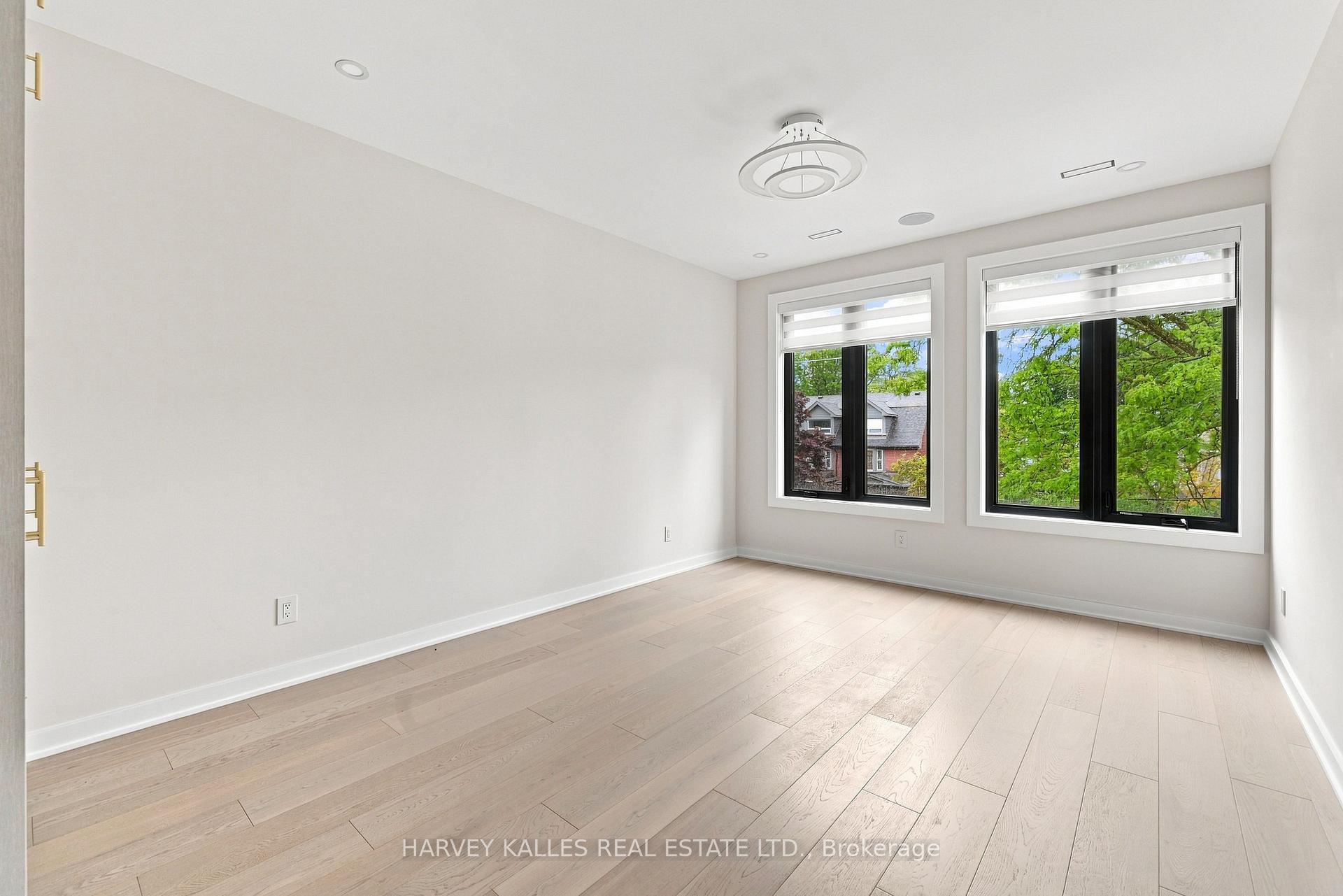 Photo 35 of 176 Briar Hill Avenue, Toronto, Lawrence Park South — HOMEH