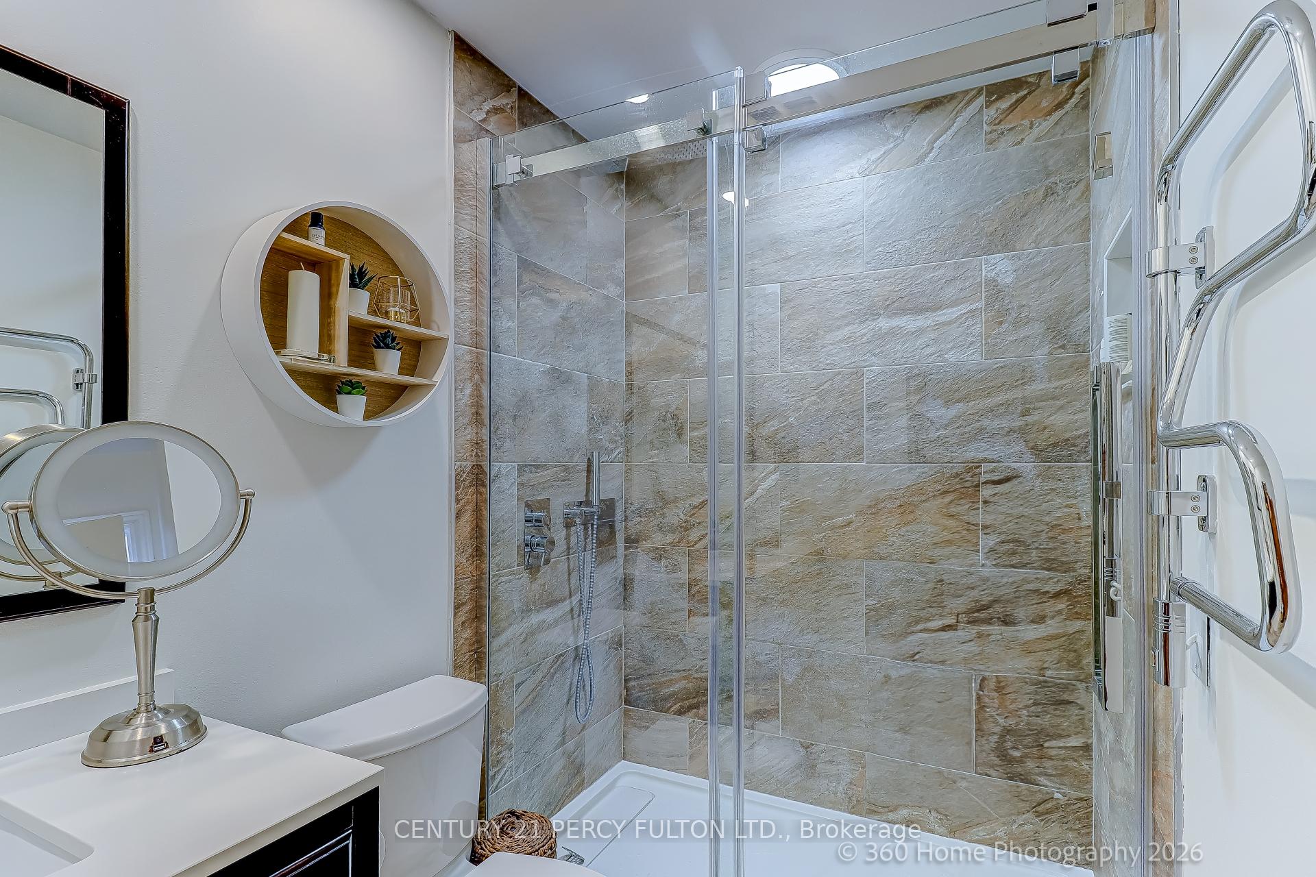 Photo 21 of Unit 604, 1 Leaside Park Drive, Toronto, Thorncliffe Park — HOMEH
