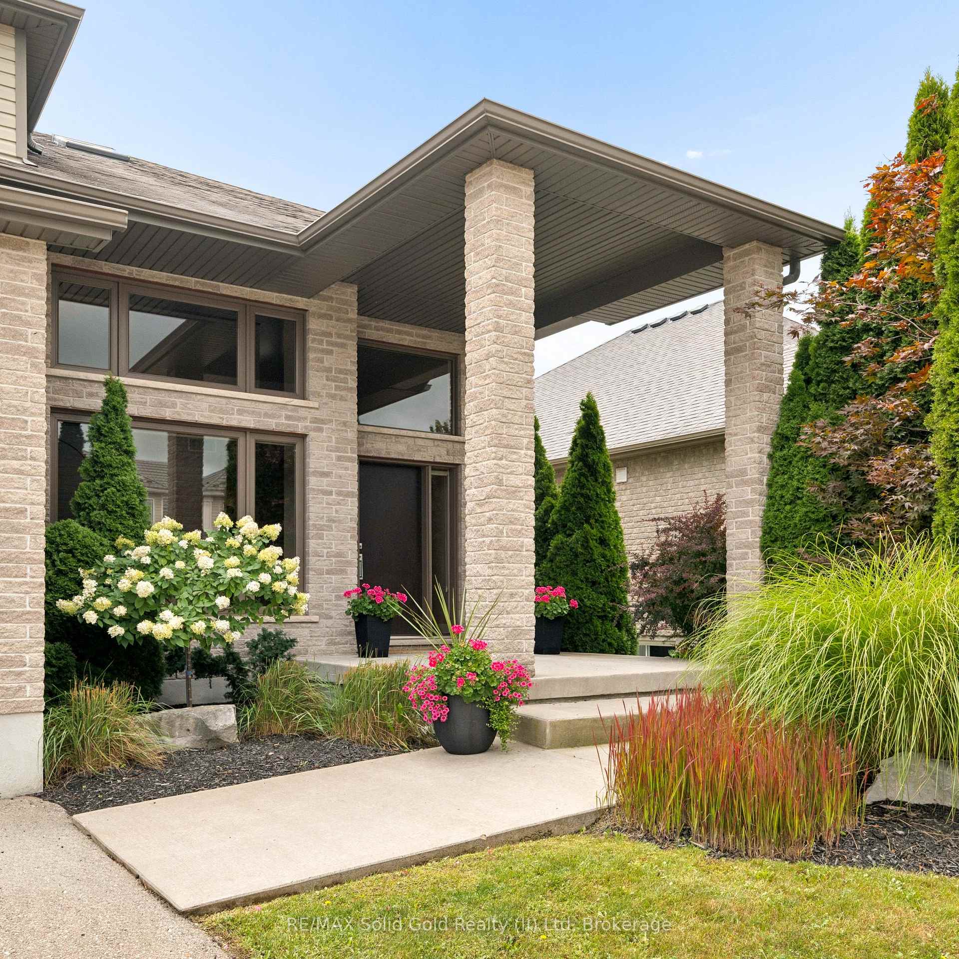 Photo 5 of 195 Townsend Drive, Woolwich, Breslau — HOMEH
