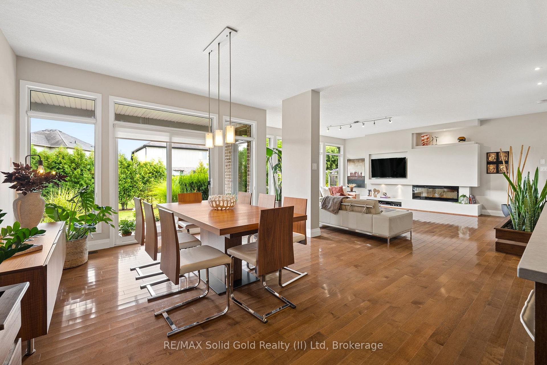 Photo 26 of 195 Townsend Drive, Woolwich, Breslau — HOMEH
