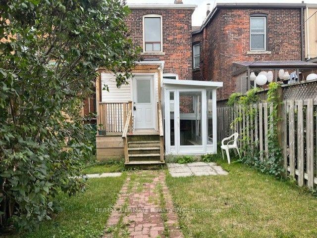 Photo 2 of Unit Lower, 10 Hibernia Avenue, Toronto, Weston-Pellam Park — HOMEH