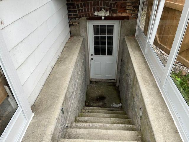 Photo 3 of Unit Lower, 10 Hibernia Avenue, Toronto, Weston-Pellam Park — HOMEH