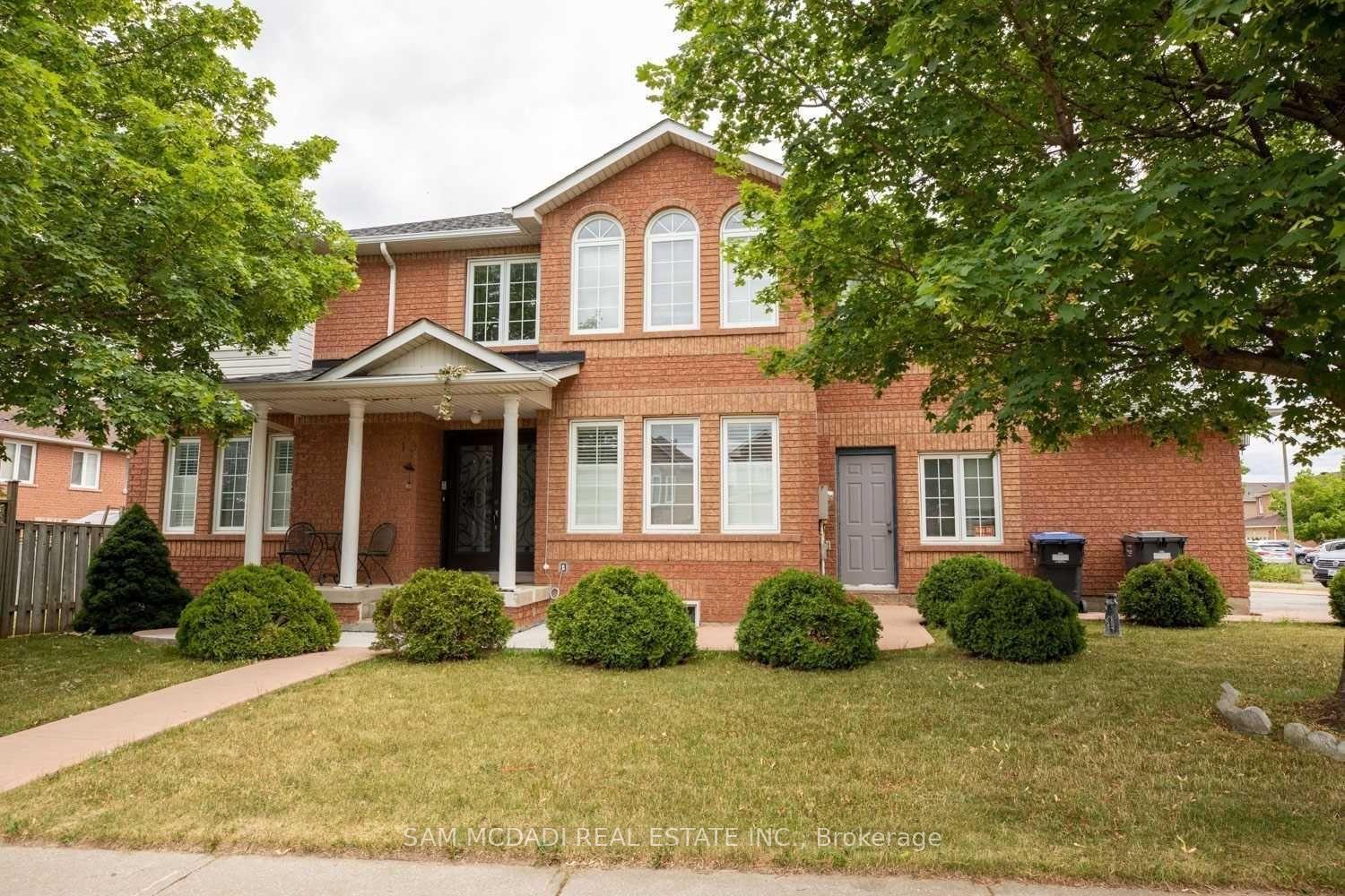 Photo 1 of 19 Sterritt Drive, Brampton, Fletcher's West — HOMEH