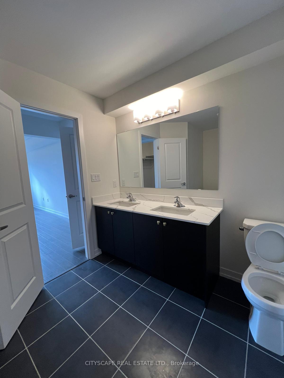 Photo 18 of 1470 Rose Way, Milton, Cobban — HOMEH