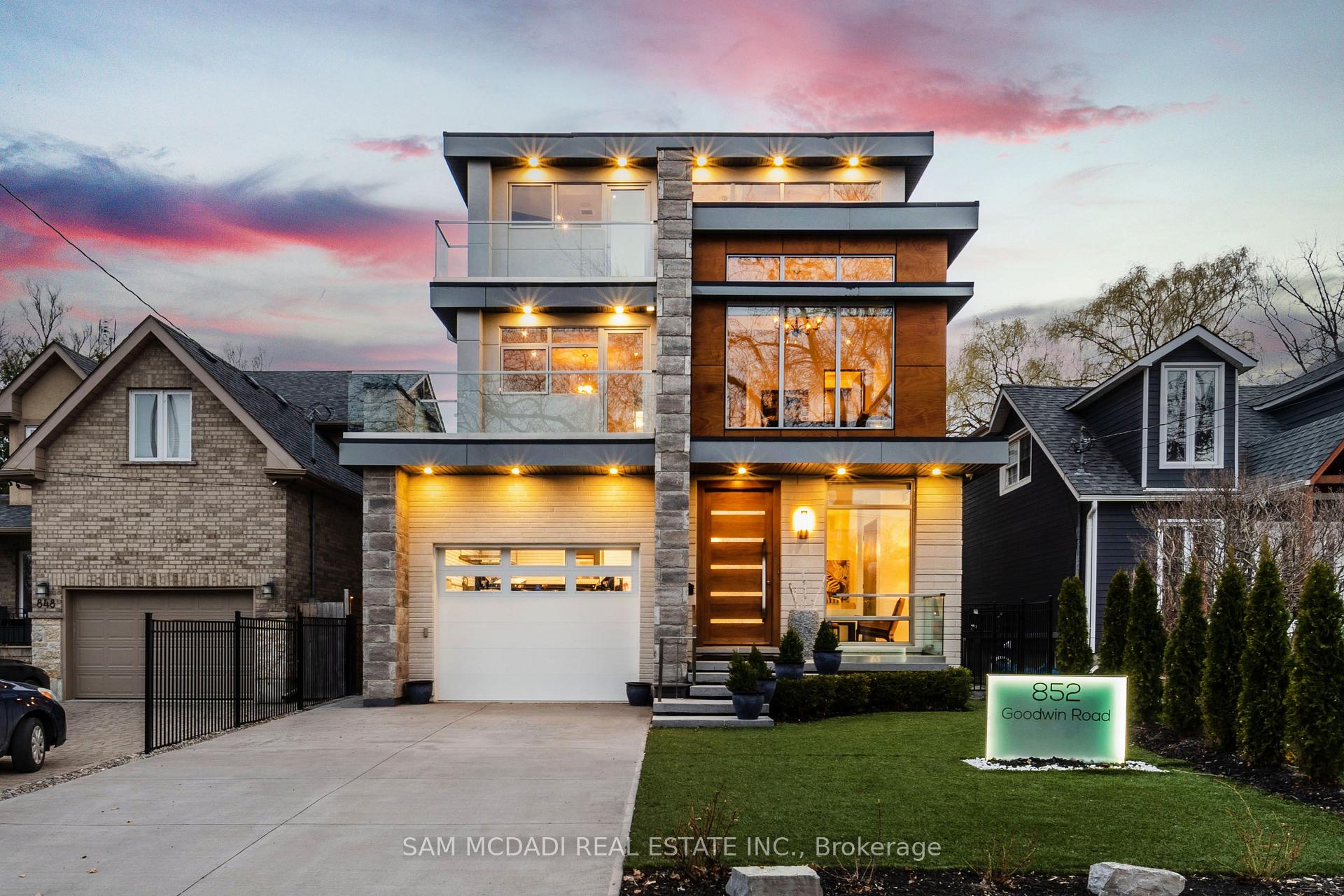 Photo 1 of 852 Goodwin Road, Mississauga, Lakeview — HOMEH