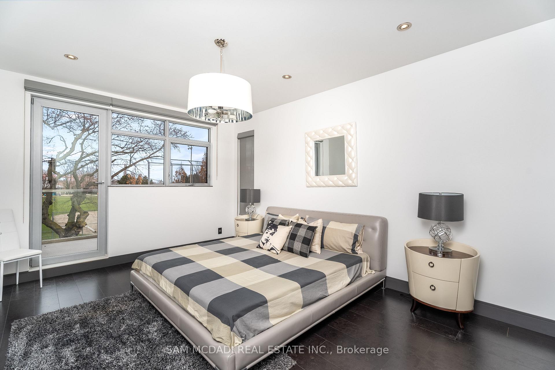 Photo 15 of 852 Goodwin Road, Mississauga, Lakeview — HOMEH