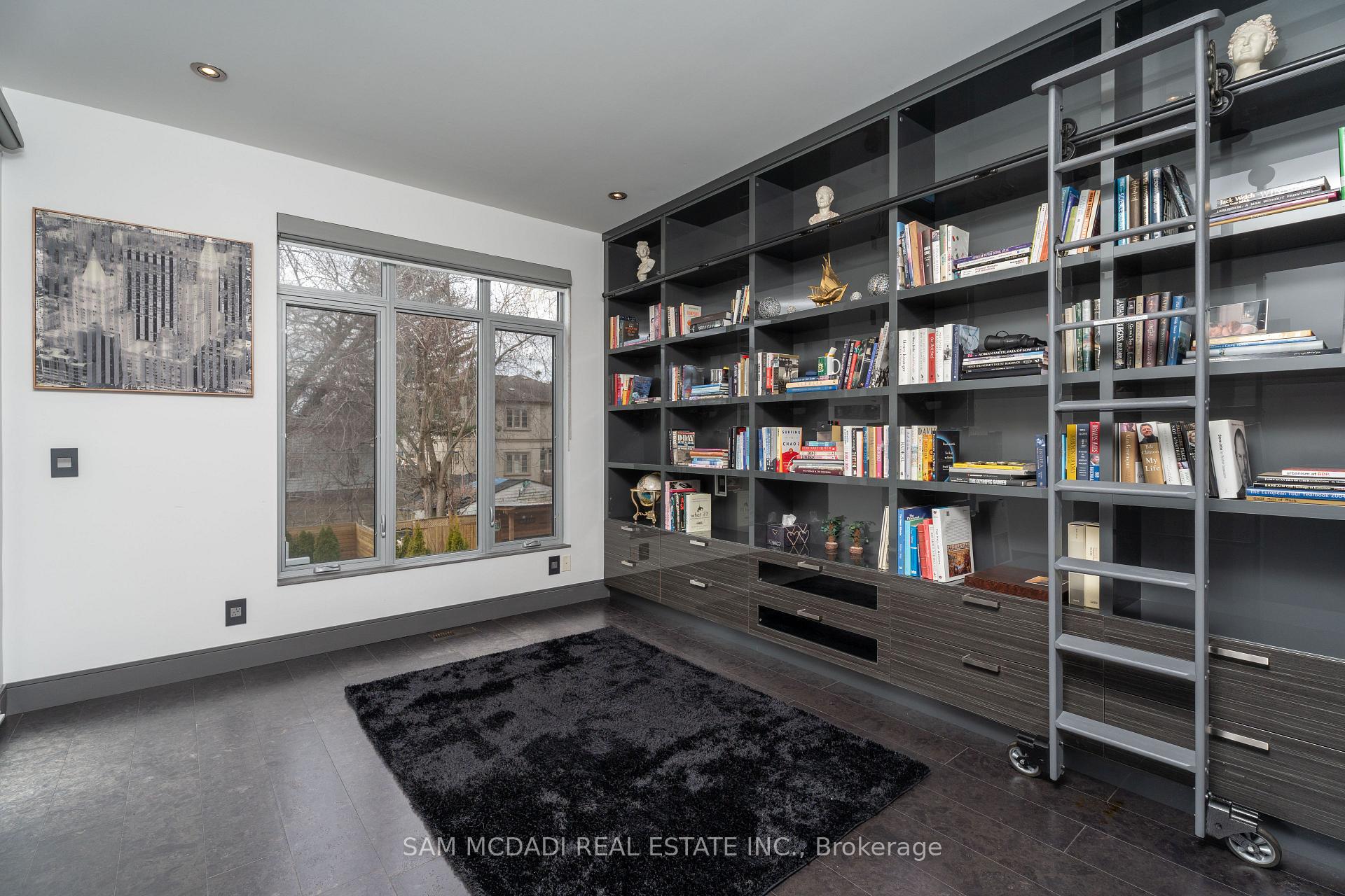 Photo 23 of 852 Goodwin Road, Mississauga, Lakeview — HOMEH