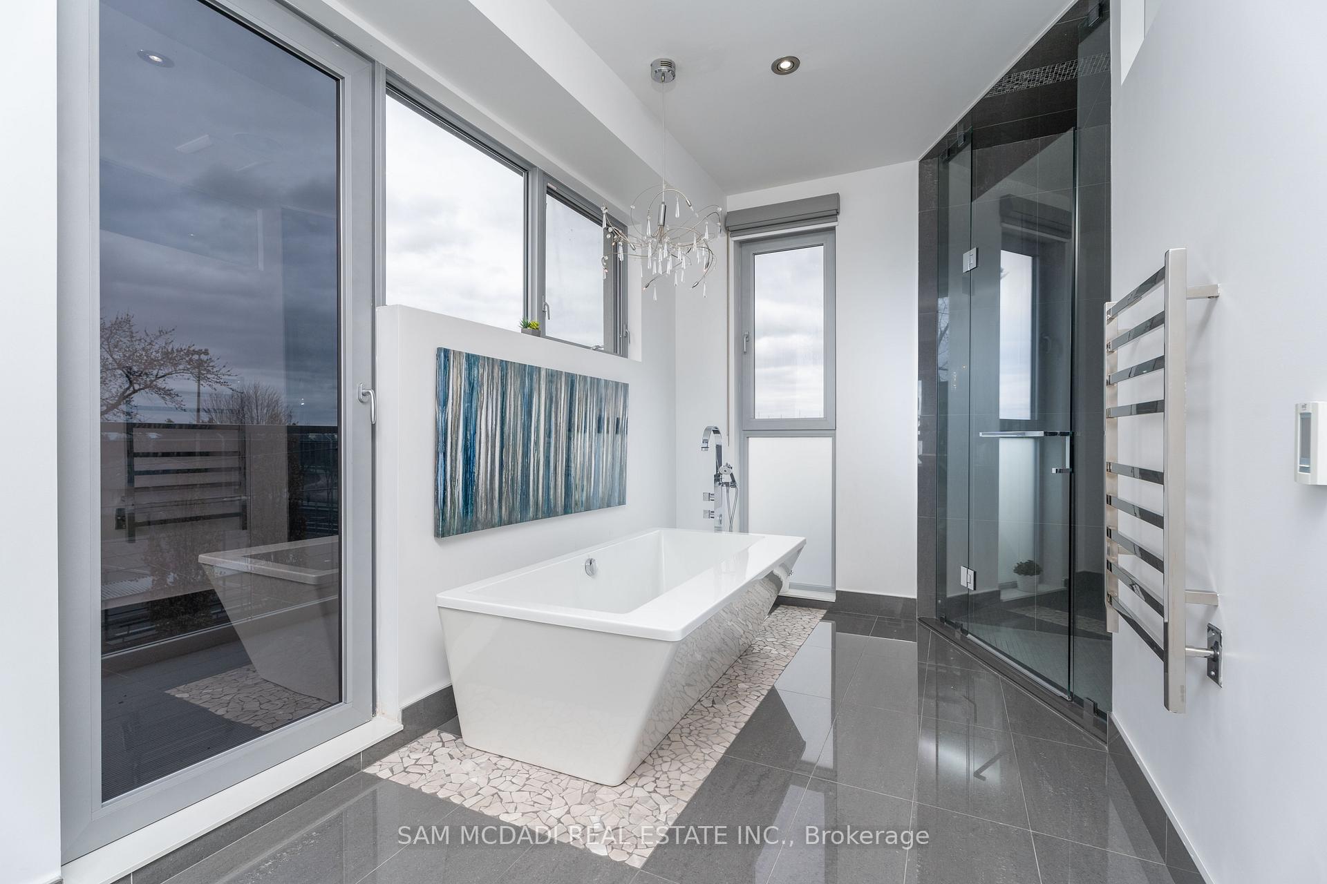 Photo 28 of 852 Goodwin Road, Mississauga, Lakeview — HOMEH