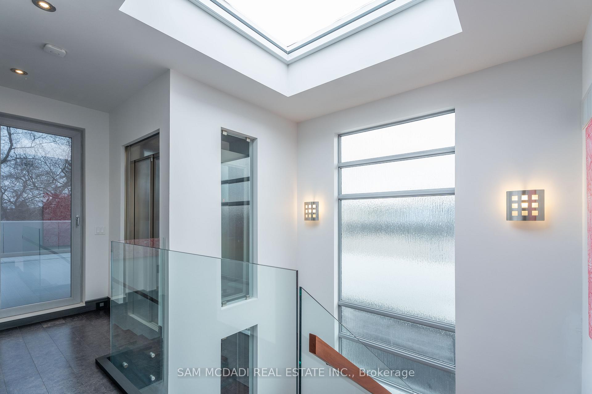 Photo 30 of 852 Goodwin Road, Mississauga, Lakeview — HOMEH
