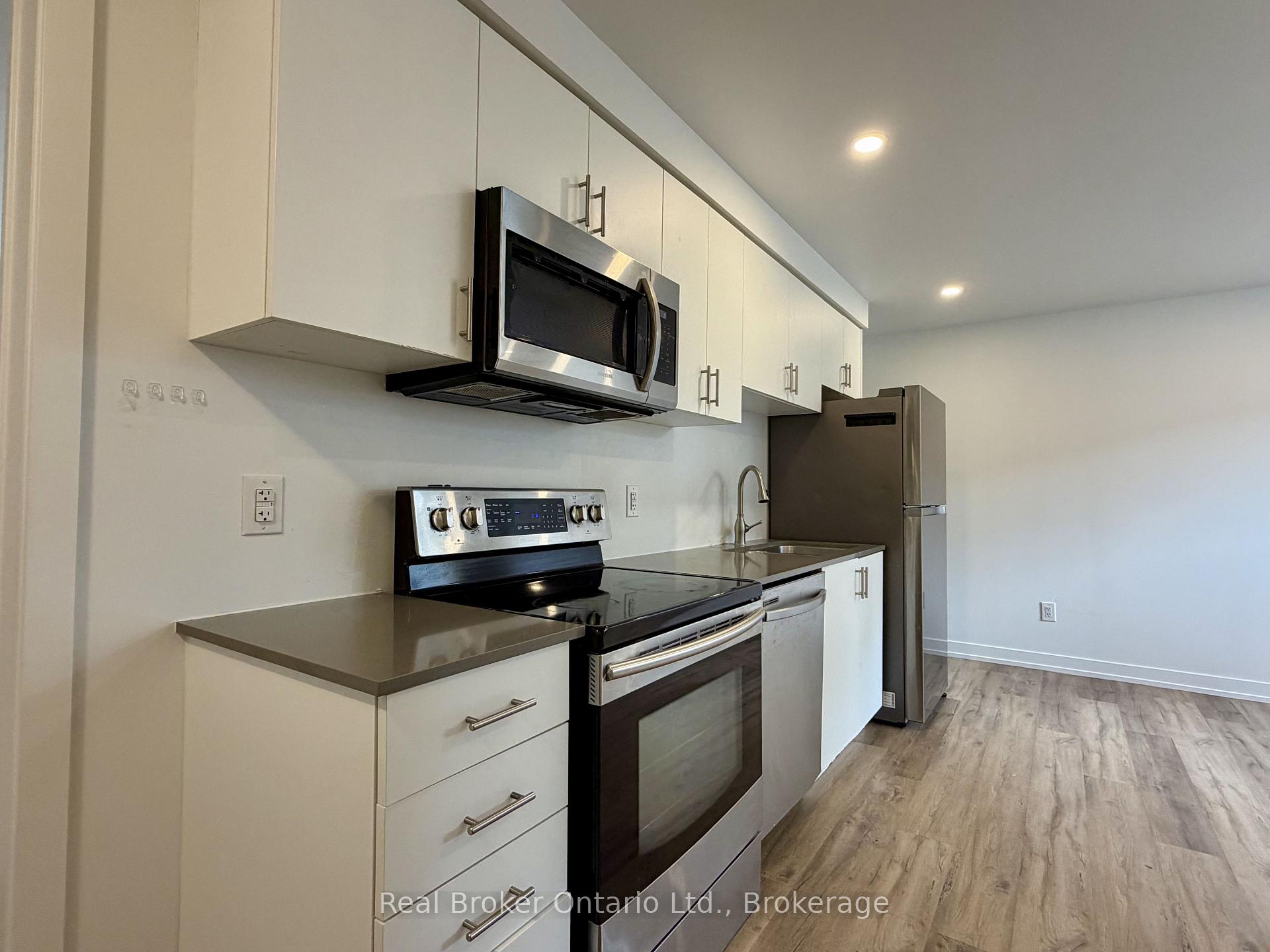 Photo 5 of Unit 613, 4263 Fourth Avenue, Niagara Falls, Downtown — HOMEH