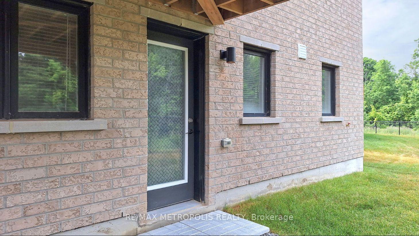Photo 34 of Unit Basement, 1428 Mockingbird Square, Pickering, Rural Pickering — HOMEH