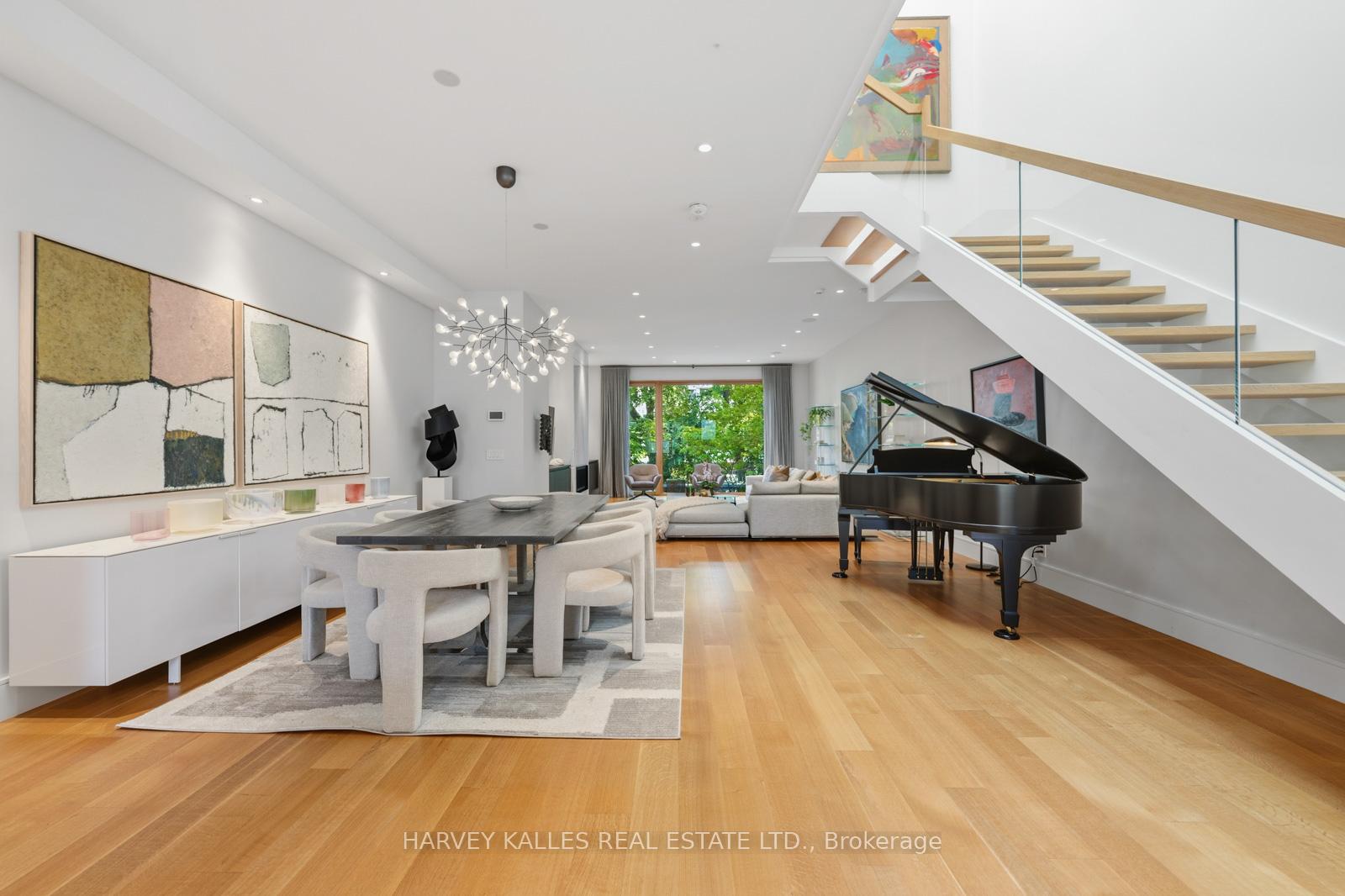 Photo 24 of 67 Heath Street W, Toronto, Yonge-St. Clair — HOMEH