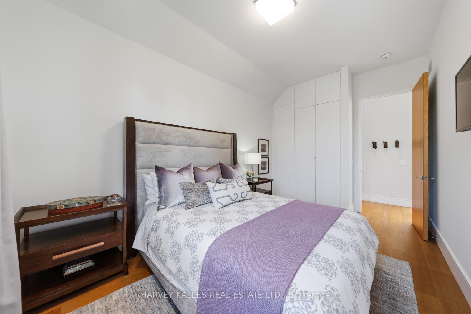 Photo 37 of 67 Heath Street W, Toronto, Yonge-St. Clair — HOMEH