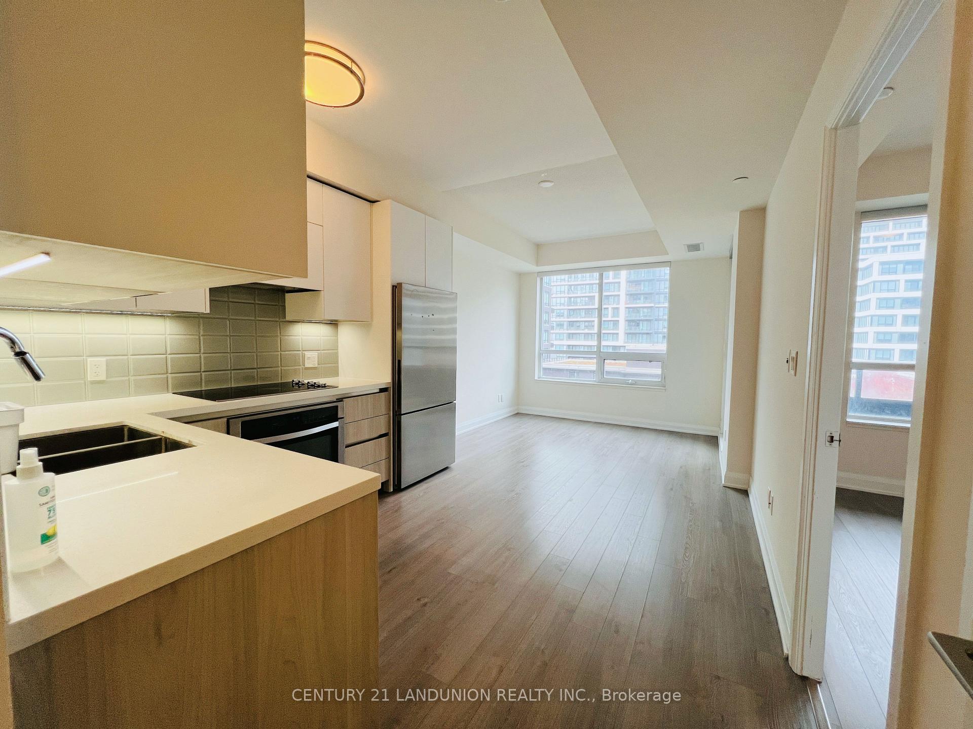 Photo 4 of Unit 605, 15 Water Walk Drive, Markham, Unionville — HOMEH