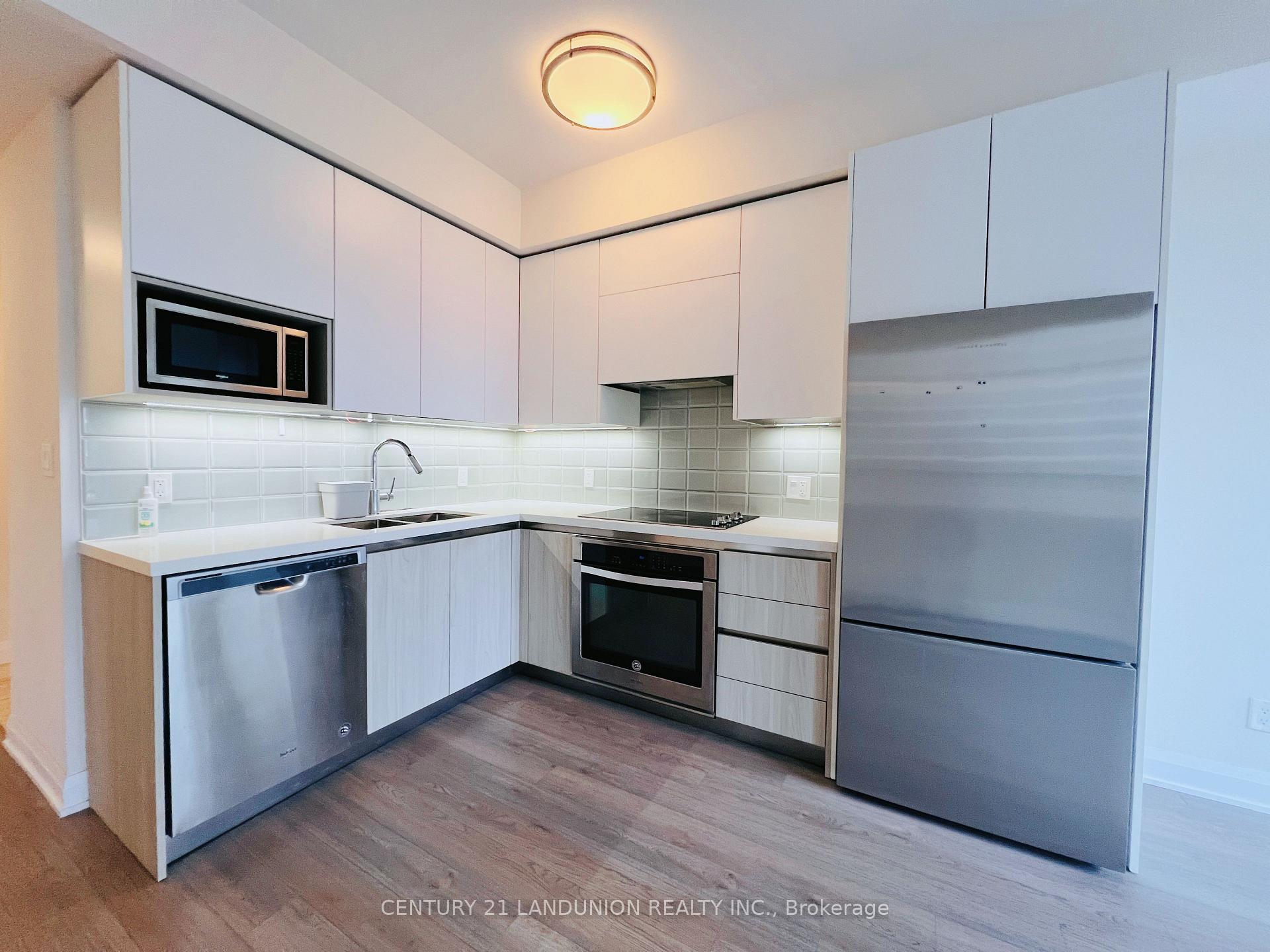 Photo 6 of Unit 605, 15 Water Walk Drive, Markham, Unionville — HOMEH