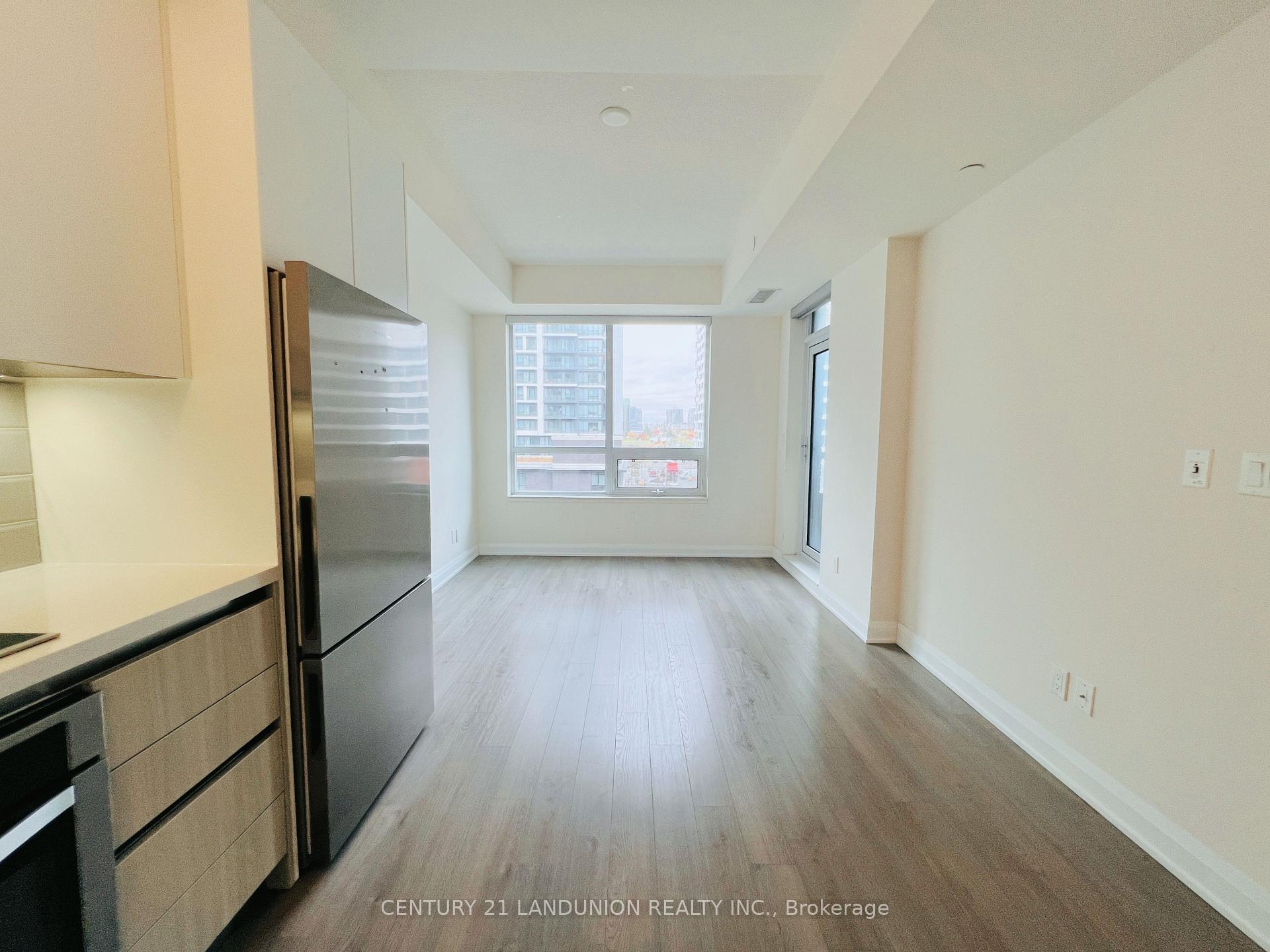 Photo 7 of Unit 605, 15 Water Walk Drive, Markham, Unionville — HOMEH