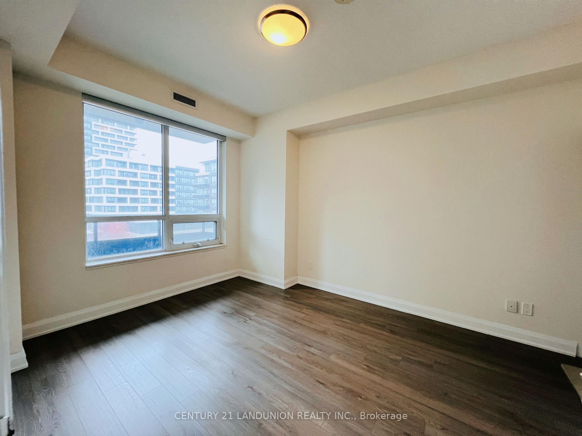 Photo 10 of Unit 605, 15 Water Walk Drive, Markham, Unionville — HOMEH