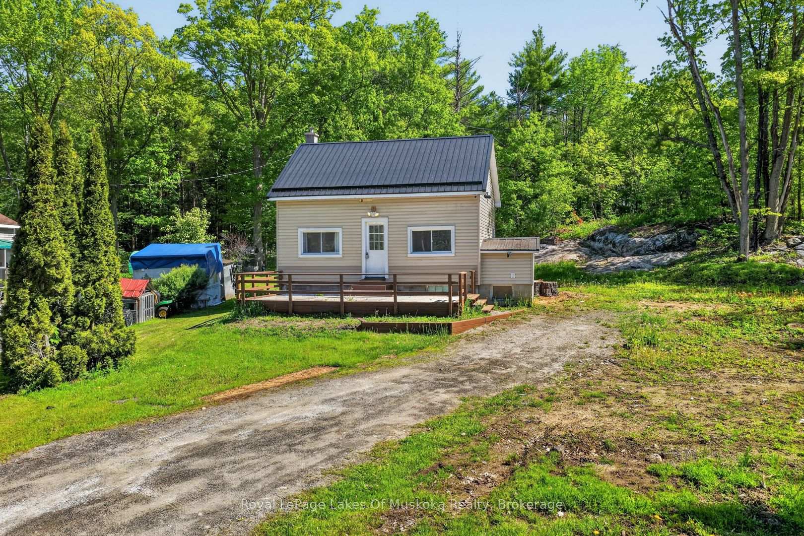 Photo 2 of 1018 Sniders Bay Road, Gravenhurst, Muskoka (S) — HOMEH