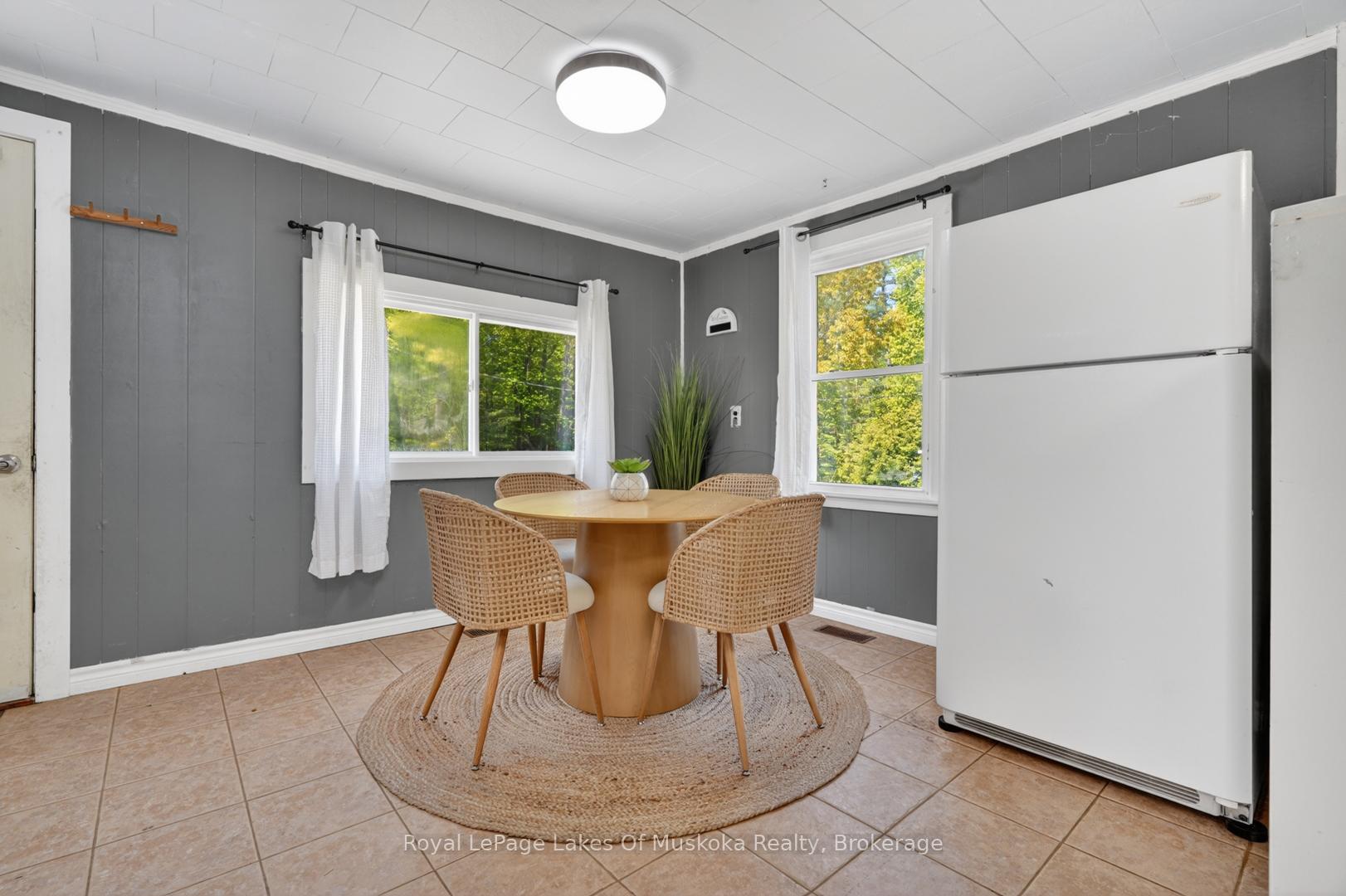Photo 8 of 1018 Sniders Bay Road, Gravenhurst, Muskoka (S) — HOMEH