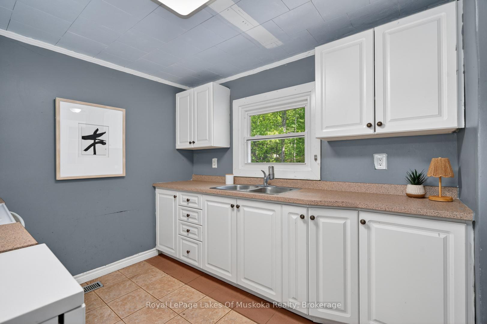 Photo 11 of 1018 Sniders Bay Road, Gravenhurst, Muskoka (S) — HOMEH