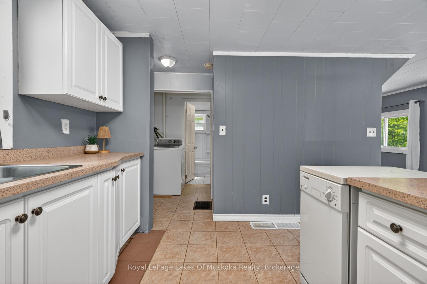 Photo 13 of 1018 Sniders Bay Road, Gravenhurst, Muskoka (S) — HOMEH