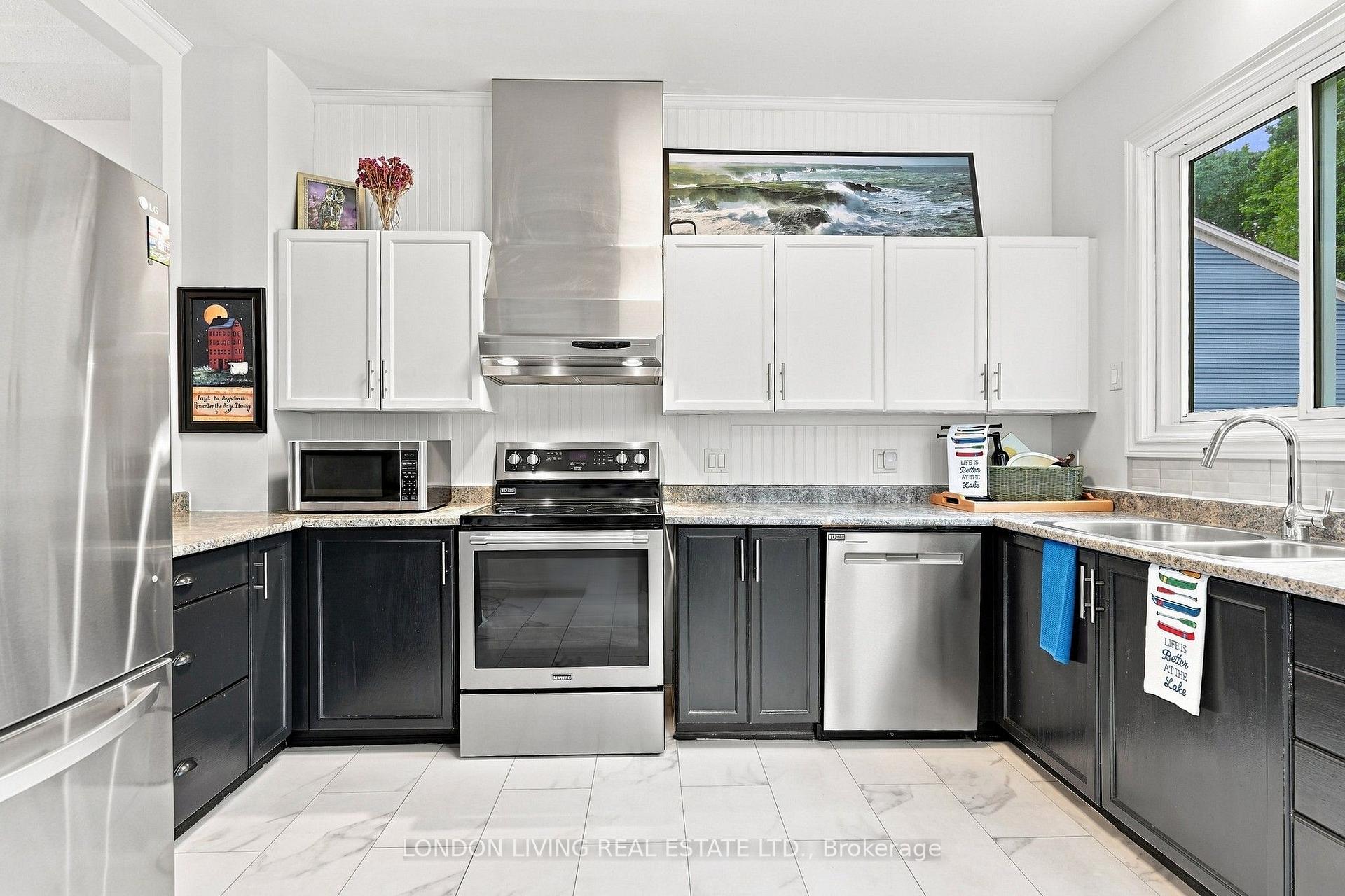 Photo 16 of Unit 15, 374 Front Street, Central Elgin, Port Stanley — HOMEH